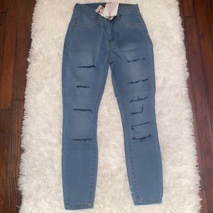 Boohoo Distressed High Waisted Jegging